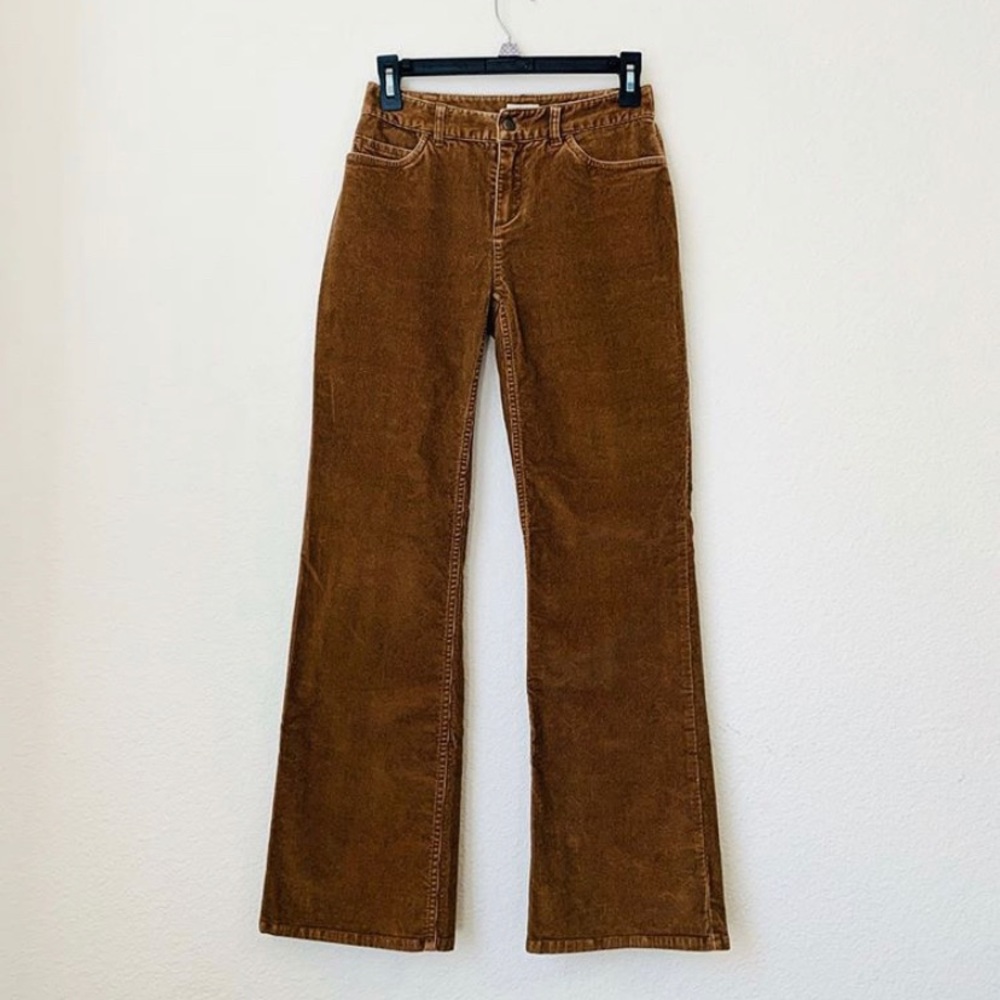 Trendy corduroy flare pants like brandy!